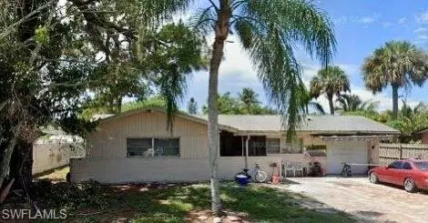 10630 Rogers LN, Bonita Springs, FL 34135