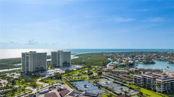 Marco Island, FL 34145,320 Seaview CT #1208