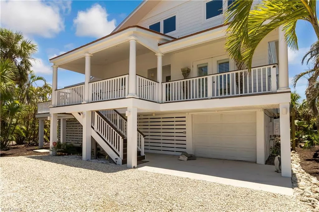 Sanibel, FL 33957,450 Sea Walk CT