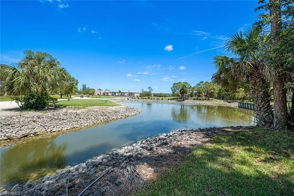 Naples, FL 34105,966 Woodshire LN #G102