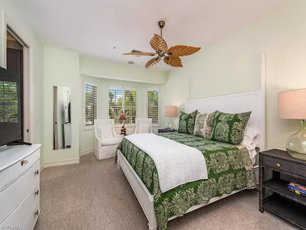 Naples, FL 34102,846 9th AVE S #104