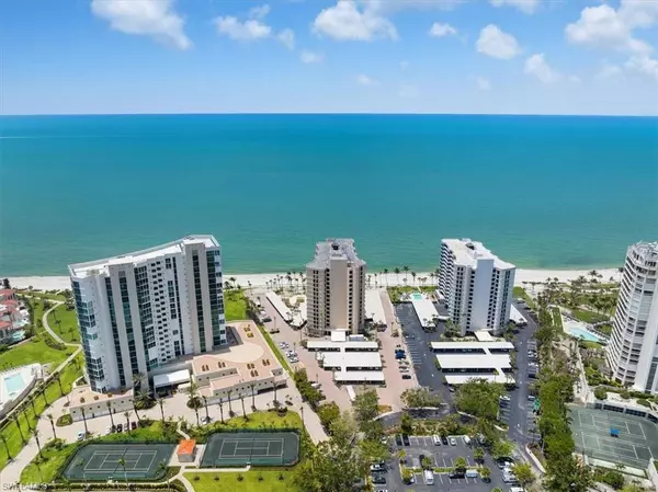 Naples, FL 34103,4001 Gulf Shore BLVD N #804