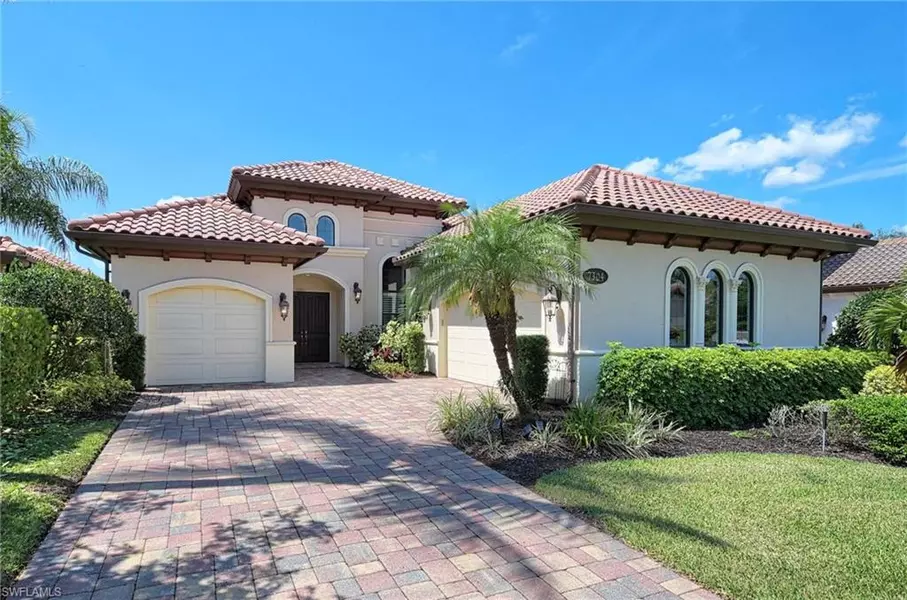 7304 Lantana CIR, Naples, FL 34119