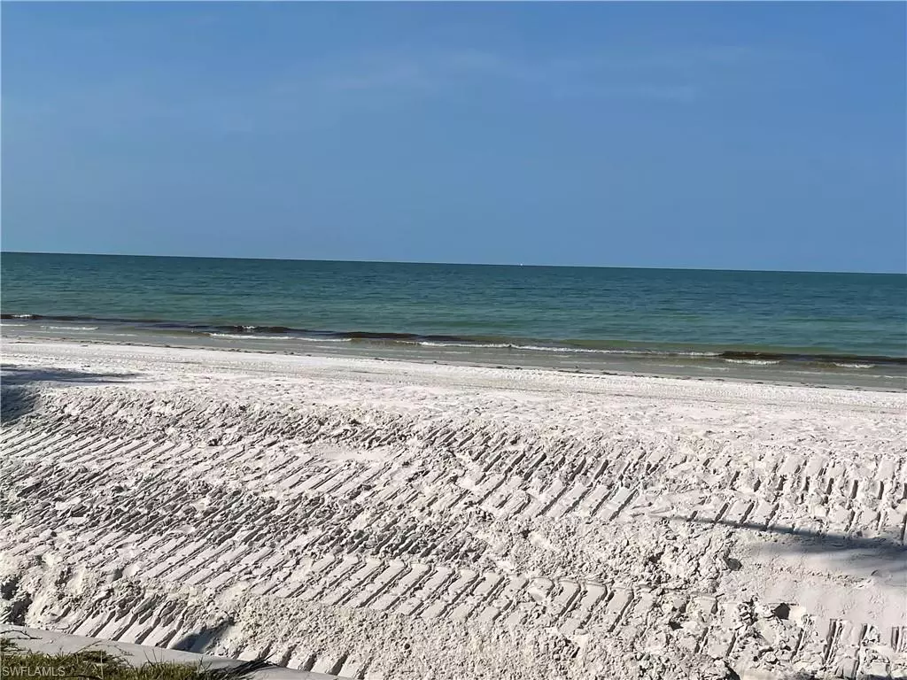 Fort Myers Beach, FL 33931,4805 Estero BLVD