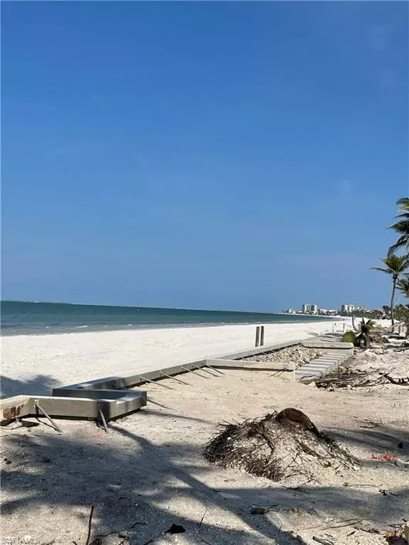 Fort Myers Beach, FL 33931,4805 Estero BLVD