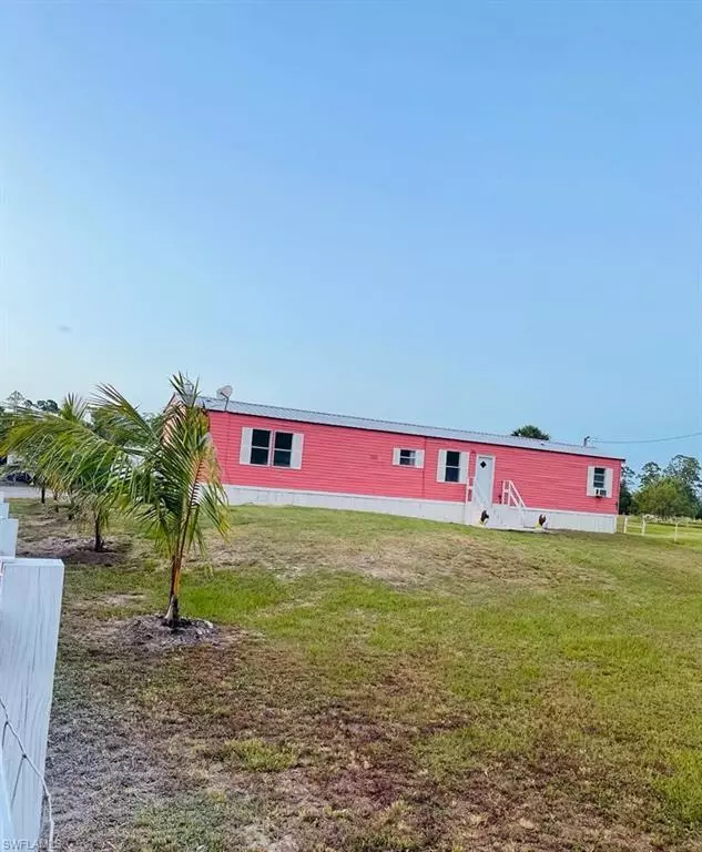 Clewiston, FL 33440,125 Vero AVE