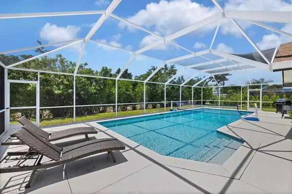 Naples, FL 34109,10461 Regent CIR