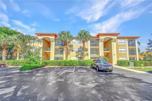 Bonita Springs, FL 34135,8960 Colonnades CT E #916