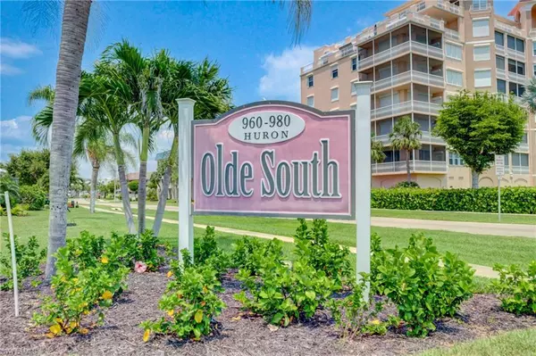 Marco Island, FL 34145,980 Huron CT #404