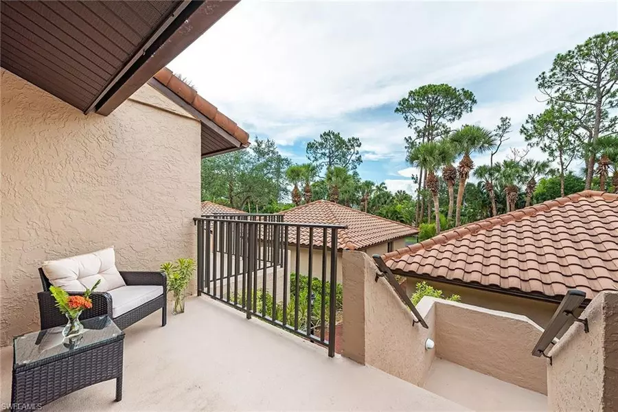 3219 Horse Carriage WAY #6, Naples, FL 34105