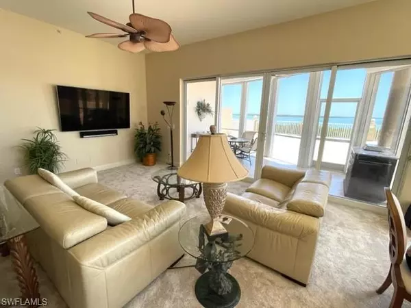 Fort Myers Beach, FL 33931,4137 Bay Beach LN #525