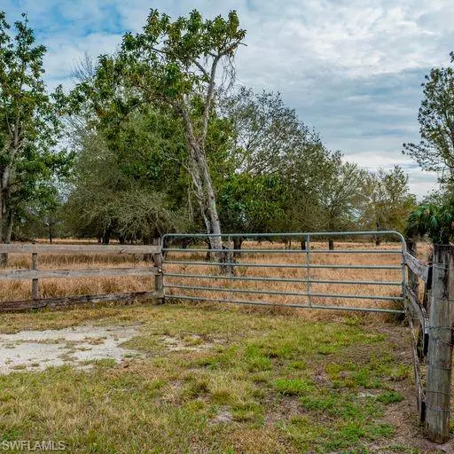 Labelle, FL 33935,4155 A Fort Denaud RD