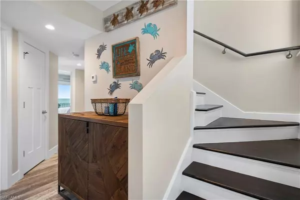 Upper Captiva, FL 33924,4340 Sol Vista DR