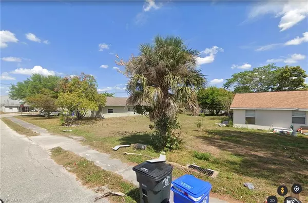 Fort Myers, FL 33916,2109 Davis CT