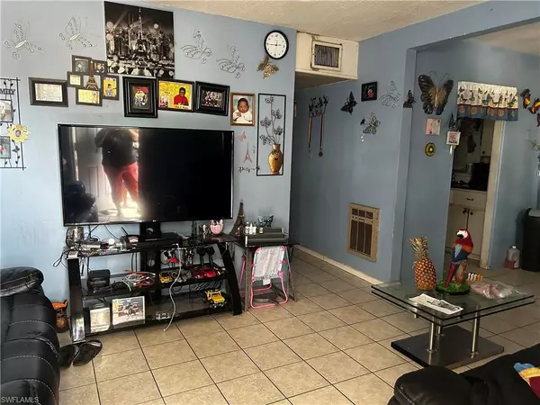 Fort Myers, FL 33905,4916 Sherry ST