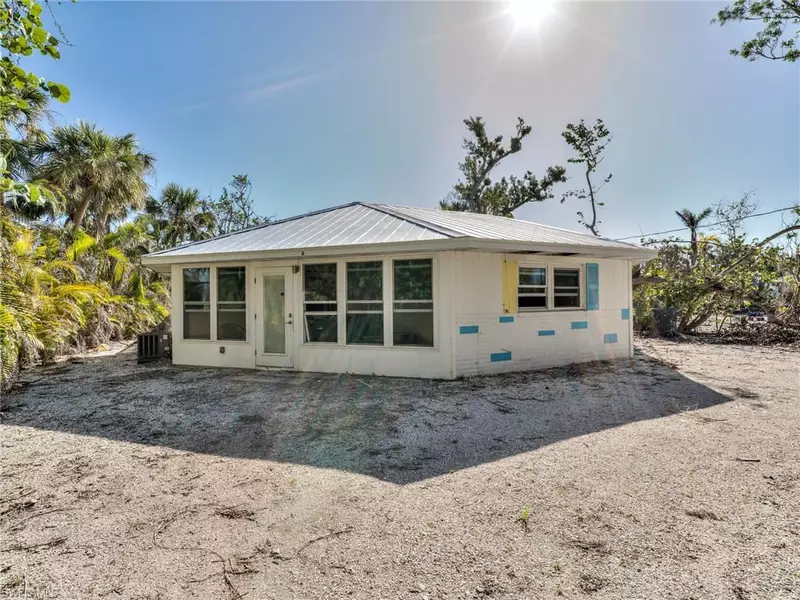 766 Donax ST, Sanibel, FL 33957