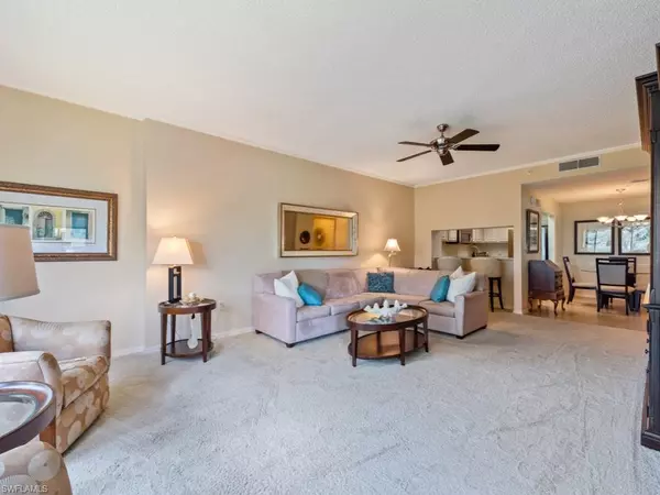 Naples, FL 34110,900 Arbor Lake DR #9-402