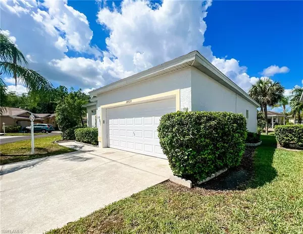 Estero, FL 33928,10720 Maui CIR