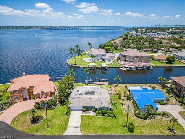 Fort Myers, FL 33919,799 Cypress Lake CIR