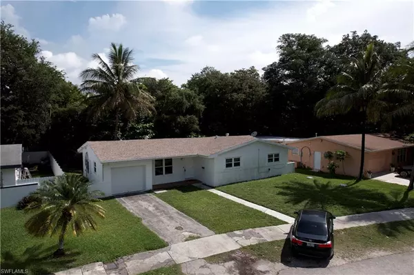 North Miami Beach, FL 33162,827 NE 154th ST