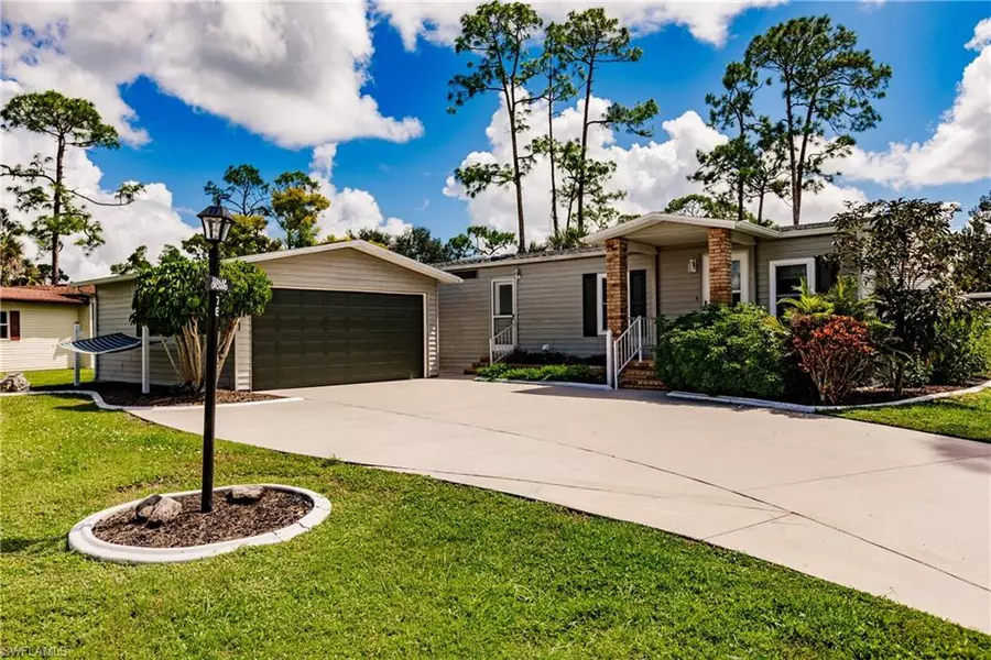 10700 Timber Pines CT, North Fort Myers, FL 33903