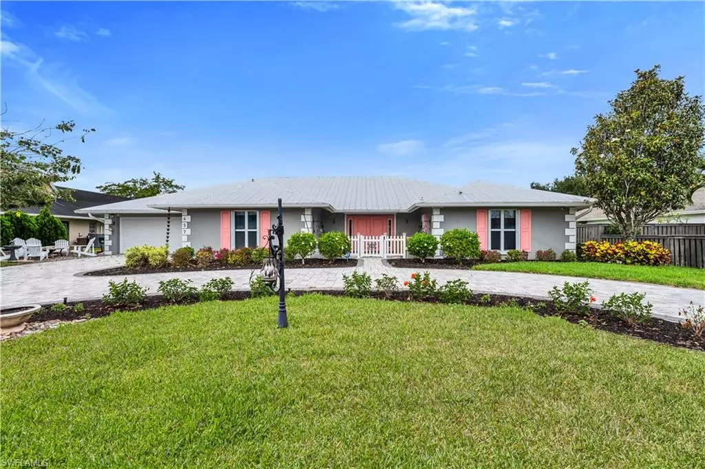 Naples, FL 34110,457 Cypress WAY E