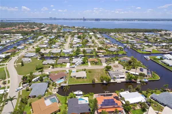 North Fort Myers, FL 33903,4425 N Gulf CIR