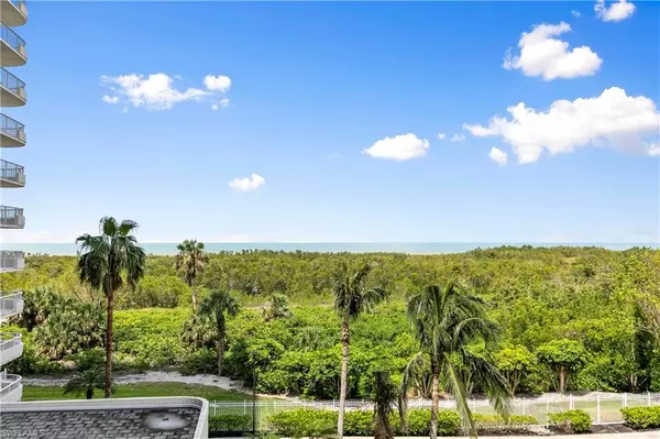 Marco Island, FL 34145,440 Seaview CT #403