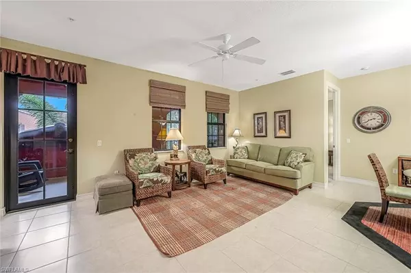 Naples, FL 34113,9110 Capistrano ST S #8402