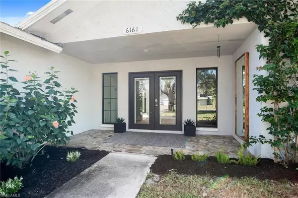 Naples, FL 34109,6161 Waxmyrtle WAY