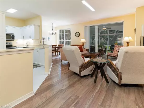 Naples, FL 34119,88 Silver Oaks CIR #4102