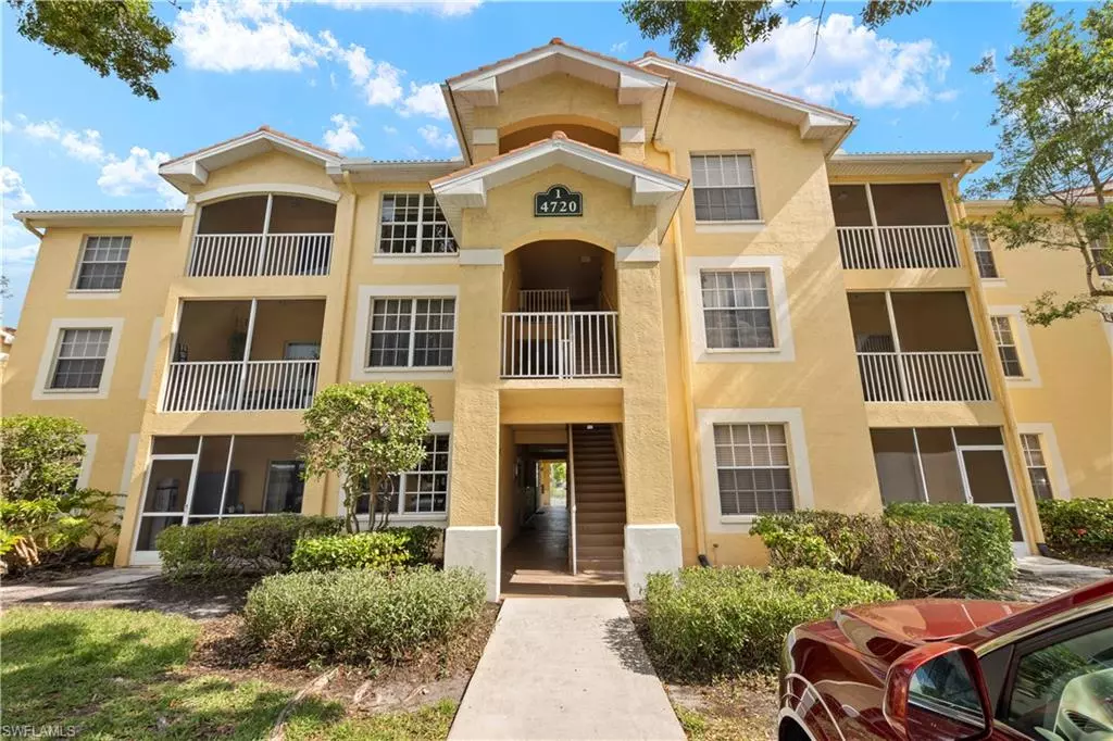 Naples, FL 34109,4720 Saint Croix LN #117