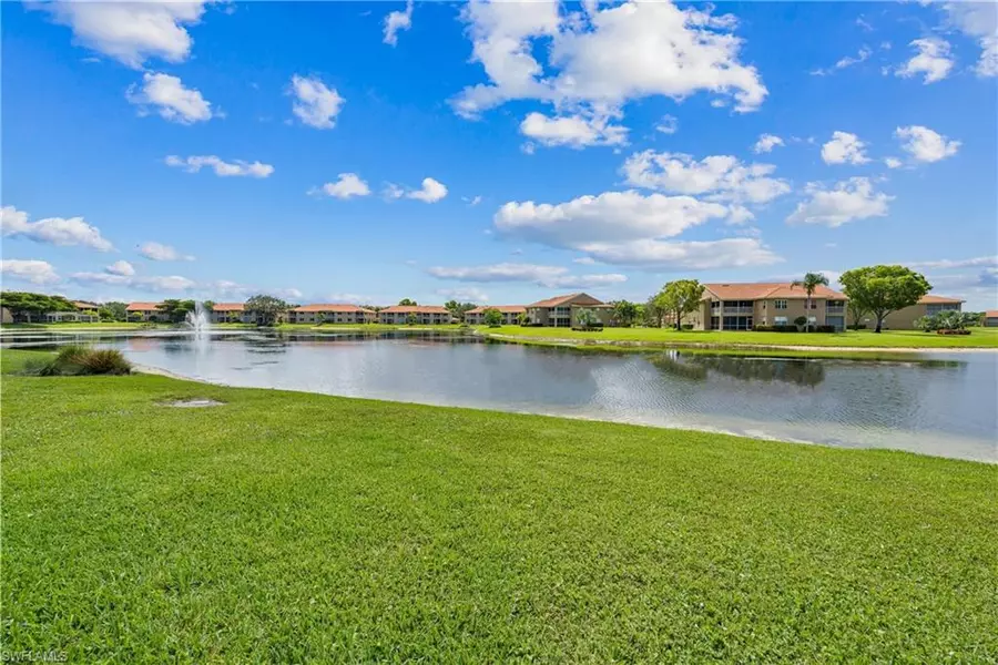 6720 Huntington Lakes CIR #101, Naples, FL 34119