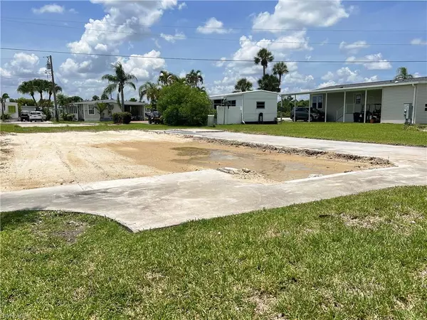 Fort Myers, FL 33905,147 Orange Harbor DR