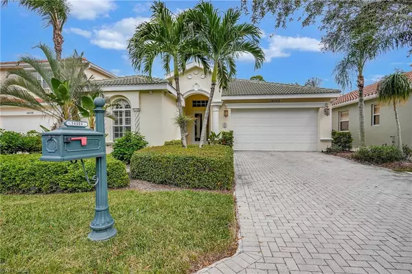 Naples, FL 34110,14504 Sterling Oaks DR