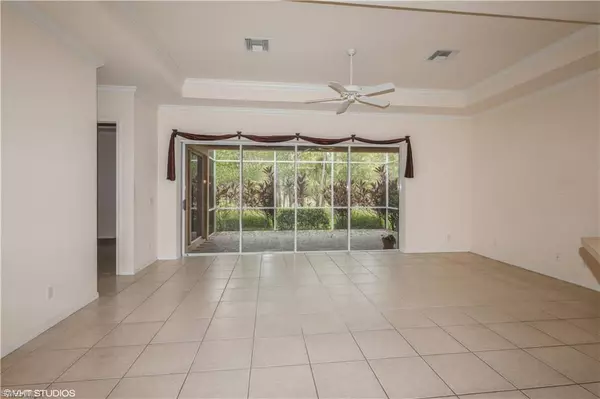 Naples, FL 34109,9621 Deepwater CT