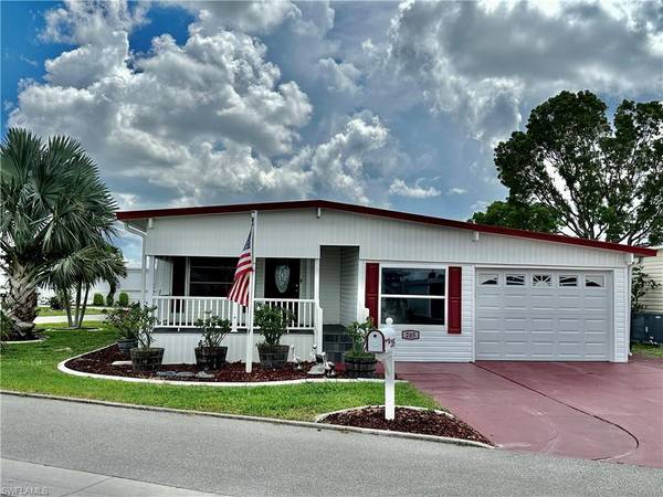 205 Coach LN, North Fort Myers, FL 33917