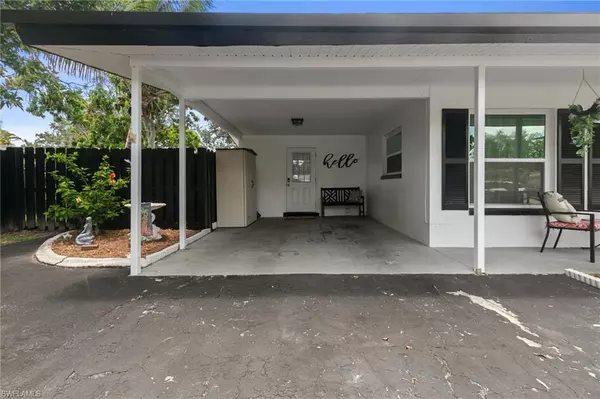 Fort Myers, FL 33901,1435 Terra Palma DR