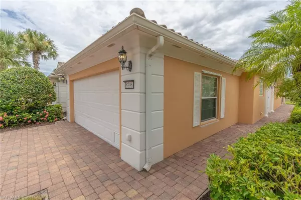 8396 Borboni CT, Naples, FL 34114