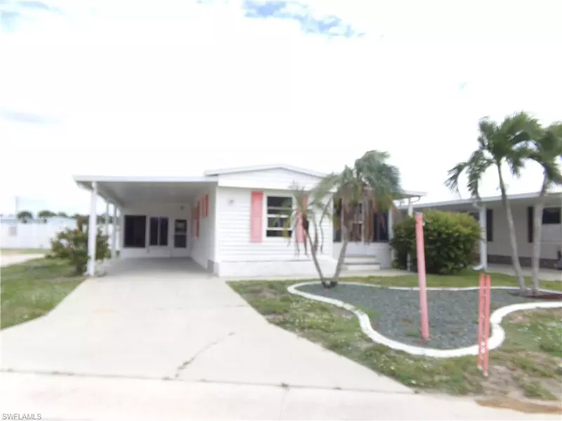 11170 Bayside LN, Fort Myers Beach, FL 33931