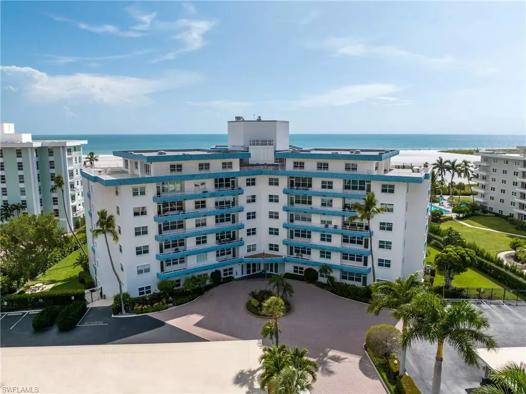 Marco Island, FL 34145,220 Seaview CT #313