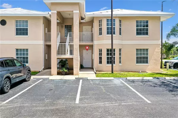 8313 Bernwood Cove LOOP #1211, Fort Myers, FL 33966