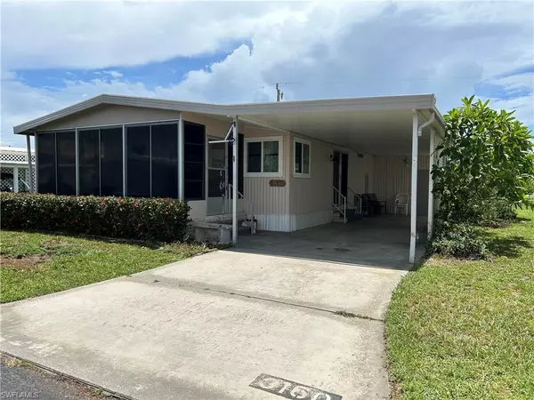 3160 Indian Village LN, North Fort Myers, FL 33917