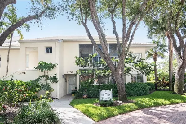 Naples, FL 34108,760 Willowbrook DR #1202