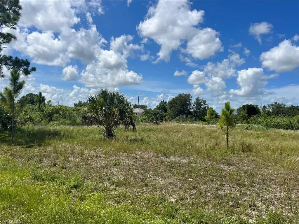 Lehigh Acres, FL 33974,312 Progress AVE