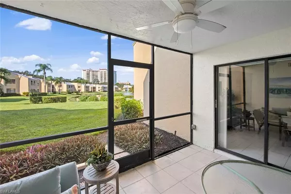 Naples, FL 34108,565 Beachwalk CIR #T-102