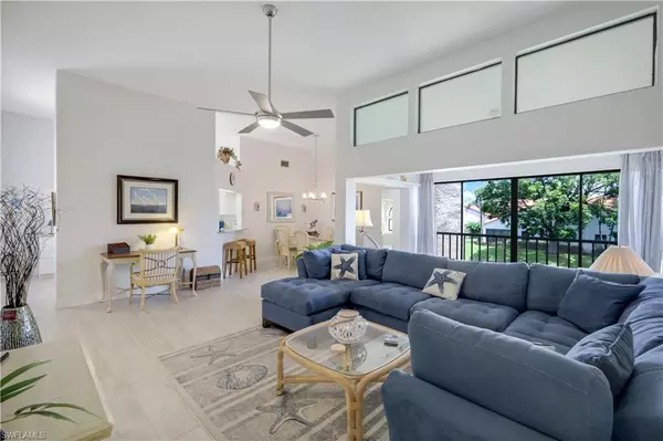 Naples, FL 34108,637 Beachwalk CIR #E-203