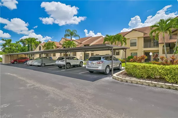 Fort Myers, FL 33919,8336 Charter Club CIR #10