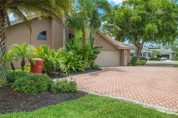 Fort Myers, FL 33919,23 Carrotwood CT