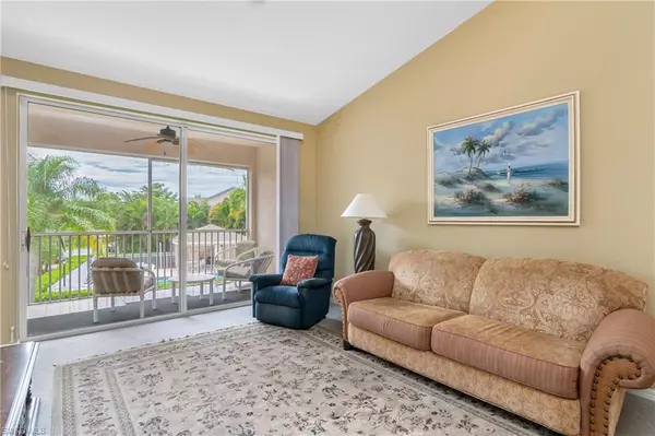 Naples, FL 34113,328 Bradstrom CIR #E201